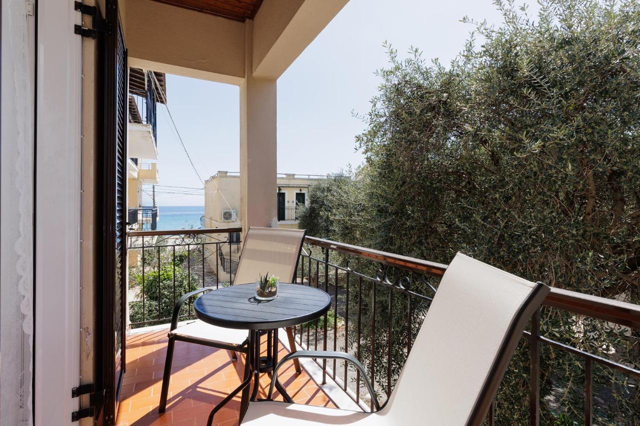 The Island Life Apartments By Konnect, Ipsos Beach Exterior foto